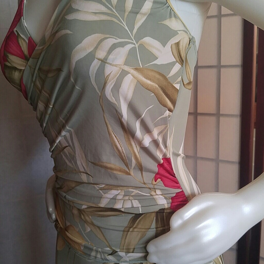 Dress - Picture 3 of 8